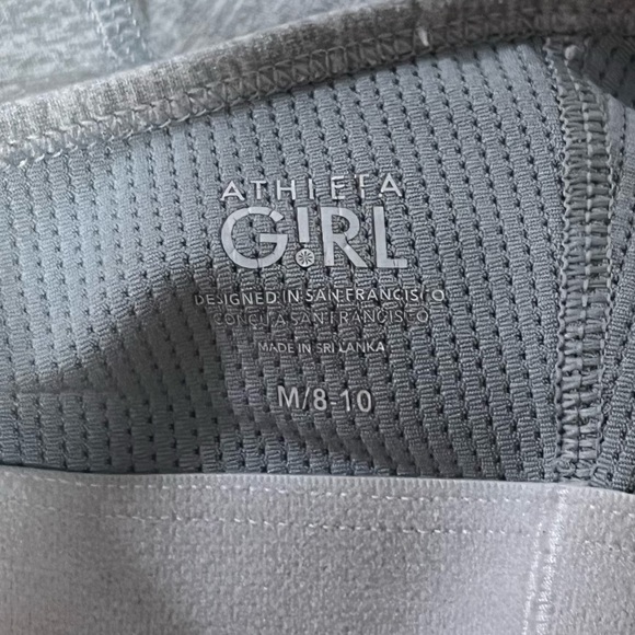 Athleta Girls Grey Cropped Tank Size Medium 8-10 - Picture 3 of 3